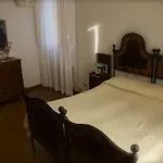Le Cavallini Sgarbi Di Rina Cavallini Ferrara