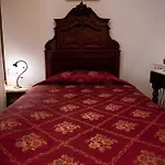 Le Cavallini Sgarbi Di Rina Cavallini Ferrara