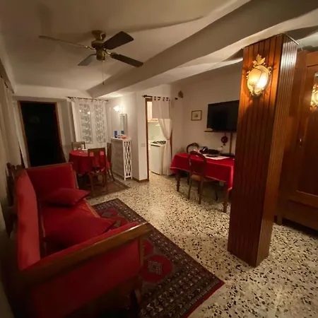 Le Cavallini Sgarbi Di Rina Cavallini Alojamento de Acomodação e Pequeno-almoço 4*