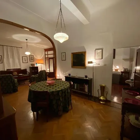 Le Cavallini Sgarbi Di Rina Cavallini Bed & Breakfast 4*