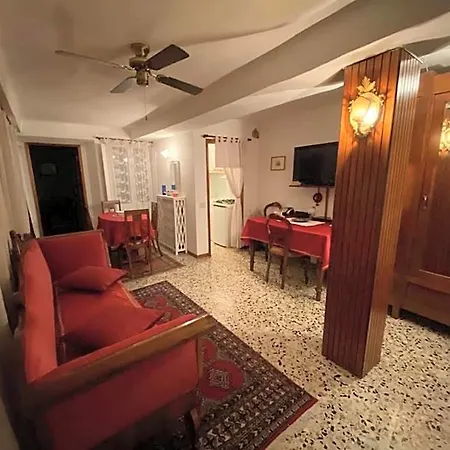 Alojamento de Acomodação e Pequeno-almoço Le Cavallini Sgarbi Di Rina Cavallini 4*