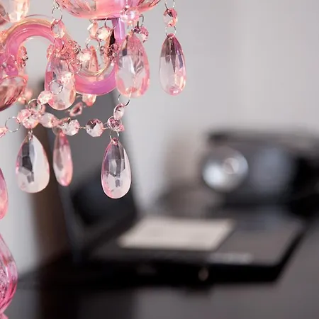 Le Cavallini Sgarbi Di Rina Cavallini 페라라