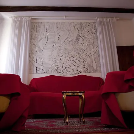 Le Cavallini Sgarbi Di Rina Cavallini B&B 4*