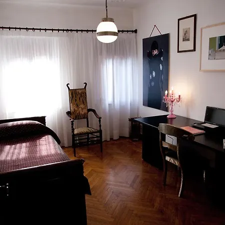 فندق مبيت وإفطار Le Cavallini Sgarbi Di Rina Cavallini فيرّارا