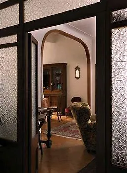 فندق مبيت وإفطار Le Cavallini Sgarbi Di Rina Cavallini فيرّارا