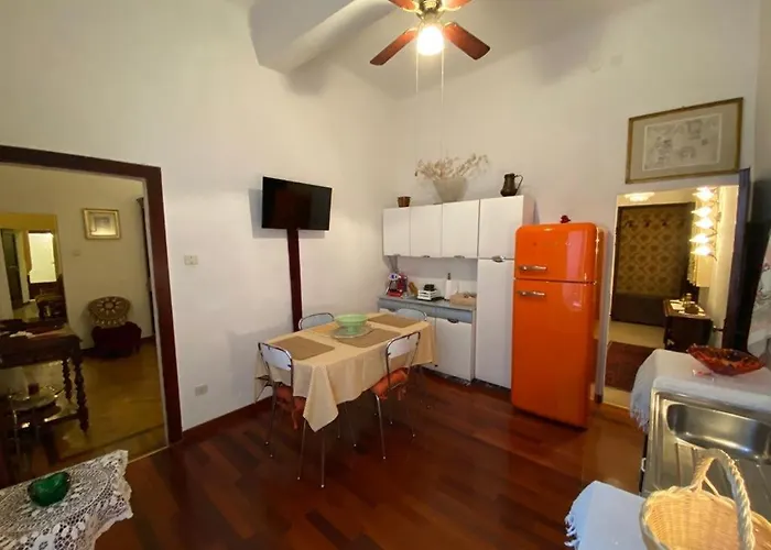 Le Cavallini Sgarbi Di Rina Cavallini 4* Феррара