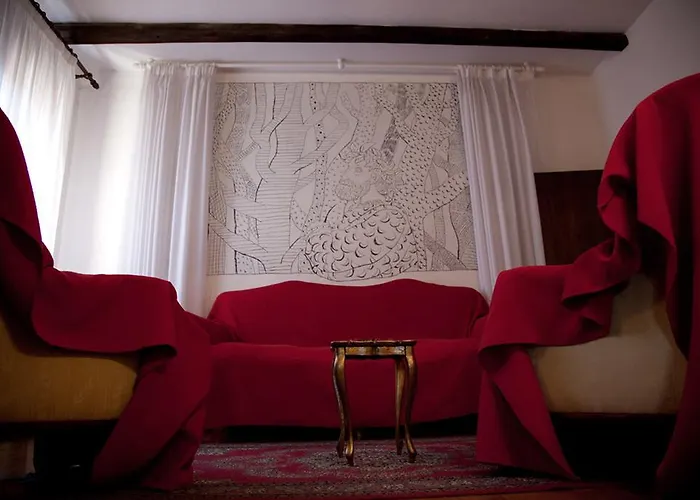 Le Cavallini Sgarbi Di Rina Cavallini Bed & Breakfast 4*