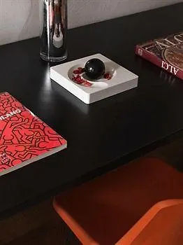 Le Cavallini Sgarbi Di Rina Cavallini Феррара