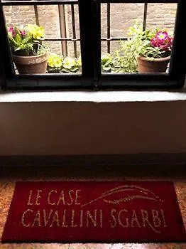 Le Cavallini Sgarbi Di Rina Cavallini